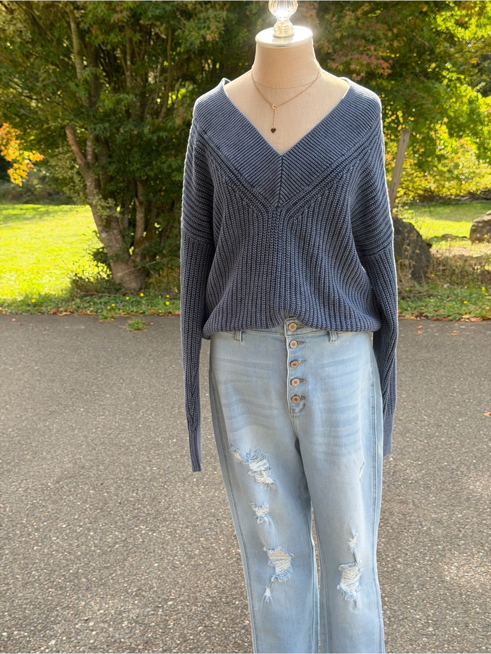 V-Neck Ribbed Knit Sweater - 💙✨
